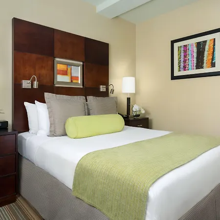 Hotel Aura Times Square New York