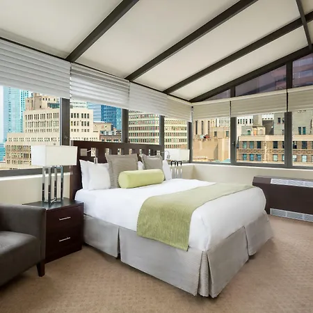 Aura Times Square Hotel New York