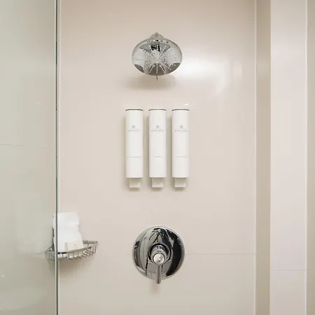 Hotel Aura Times Square 4*