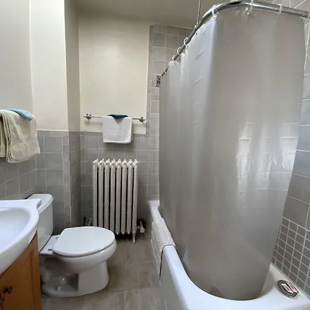 Pl And Gallery Bed & Breakfast New York