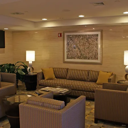 Express Maspeth By Ihg New York