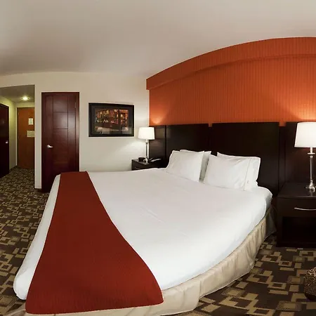Hotel Express Maspeth By Ihg New York