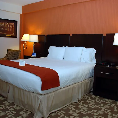 Express Maspeth By Ihg 2* New York