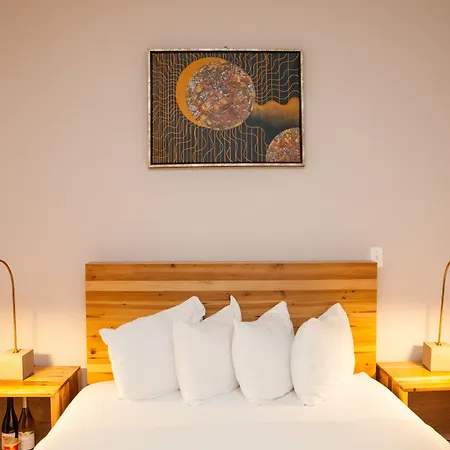 Ravel Trademark Collection By Wyndham Hotel 4*