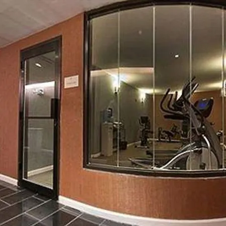 Ravel Trademark Collection By Wyndham Hotel 4*