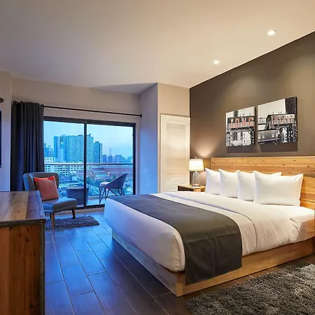 Ravel Trademark Collection By Wyndham Hotel 4*