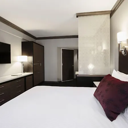 Hilton Club New York Hotel
