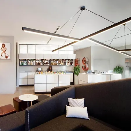Hotel Nu 4*