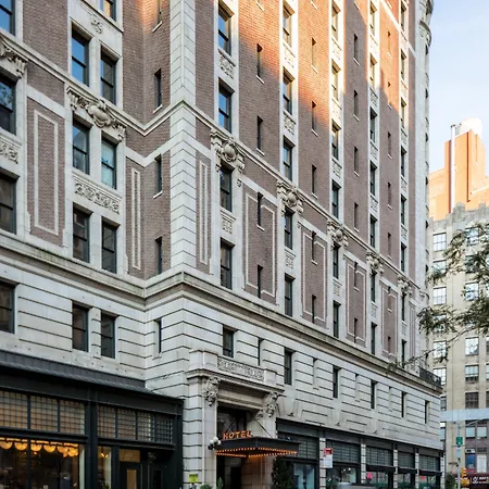 Hotel Ace 4*