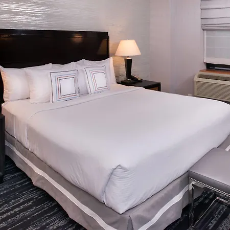 Fairfield & By Marriott Manhattan/times Square South 4*