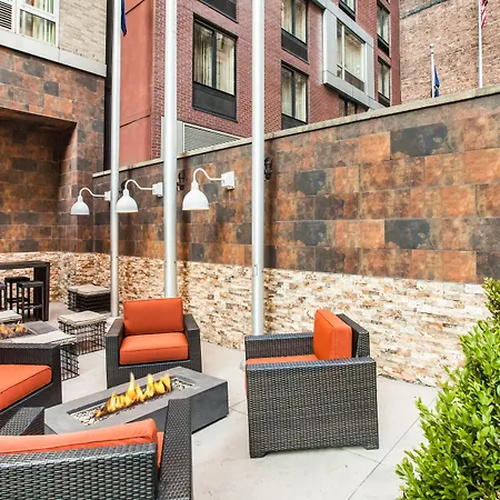Hilton Garden West 35th Street Hotel