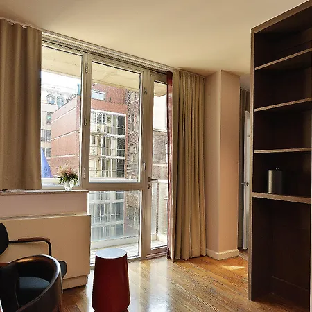 32 32 Hotel 4*