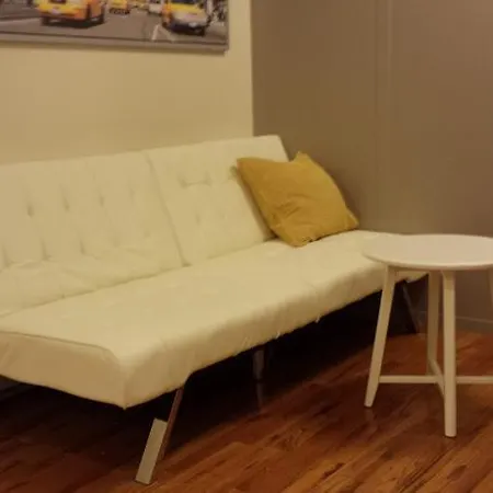 Nyc Two-bedroom Apartment, Next To Subway Apartment New York