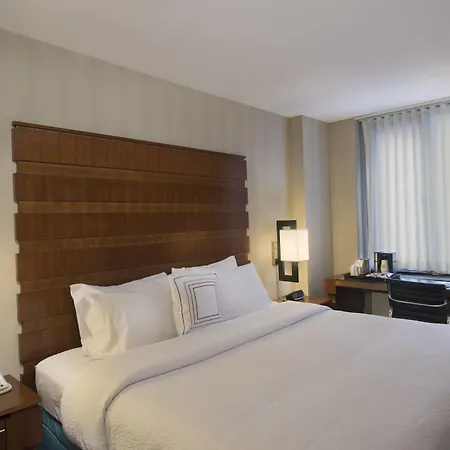 Fairfield & By Marriott Manhattan/fifth Avenue