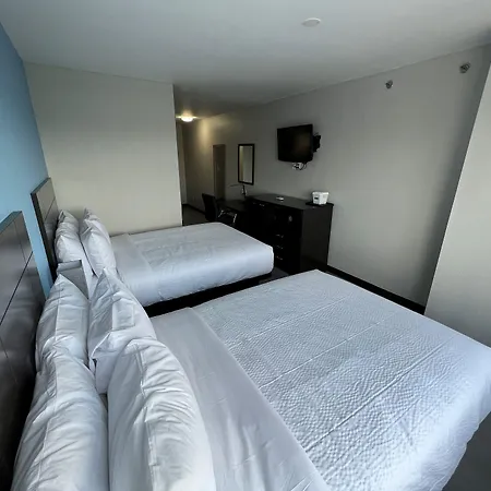 Travelodge By Wyndham Queens 3* New York