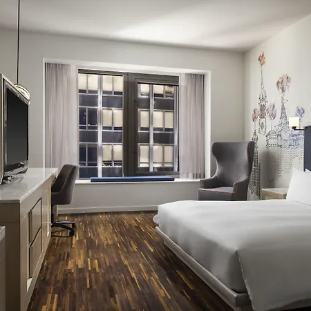 Hyatt Centric Street Hotel 4*