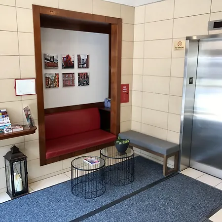 Mimosa Hotel