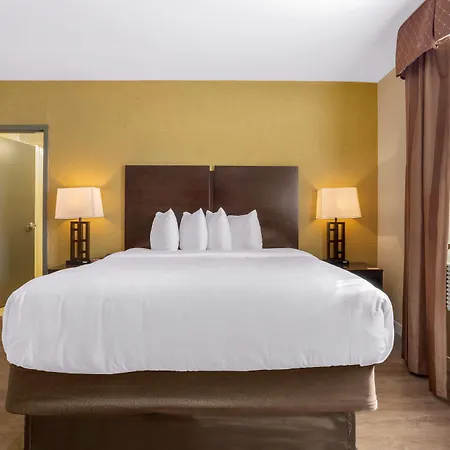 Western Plaza 3* New York