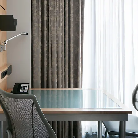 Hotel World Center 4*