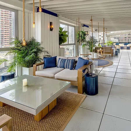 Hilton Fashion District 4*