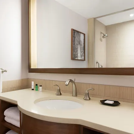 Sheraton Tribeca Hotel 4*