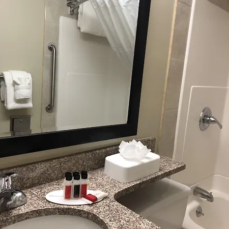 Ramada By Wyndham Staten Island