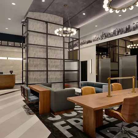 Doubletree By Hilton Downtown 4*