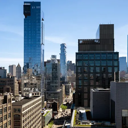 Courtyard By Marriott Manhattan / Soho Hotel