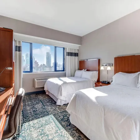Vista Lic Hotel, Premier Collection By Western 3*
