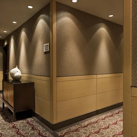The Pearl Hotel 4*