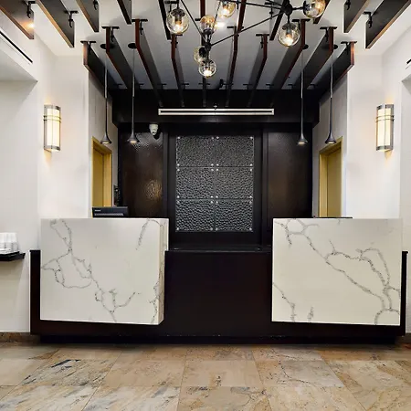 Fairfield & By Marriott Manhattan/chelsea