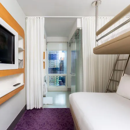 Yotel Times Square 4*