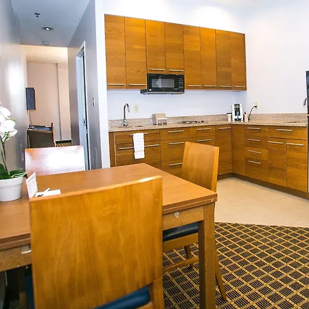 Pointe Plaza (adults Only) Hotel New York