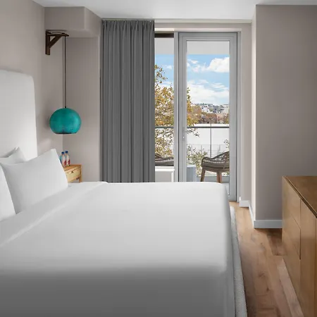 Coda Williamsburg Hotel