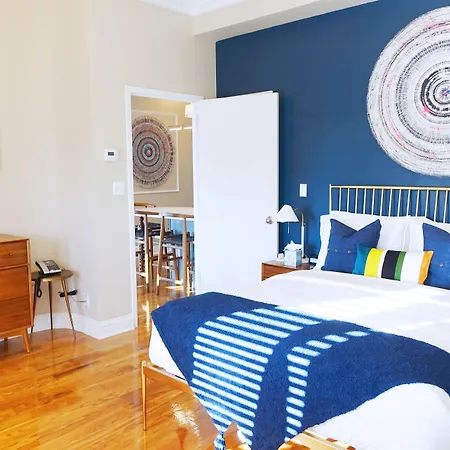 The Box House (adults Only) Hotel