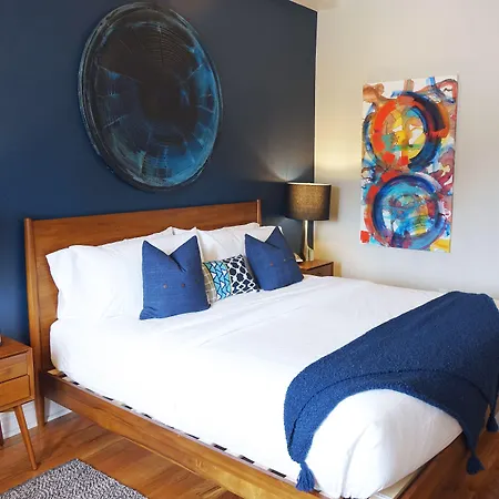 The Box House (adults Only) 4*