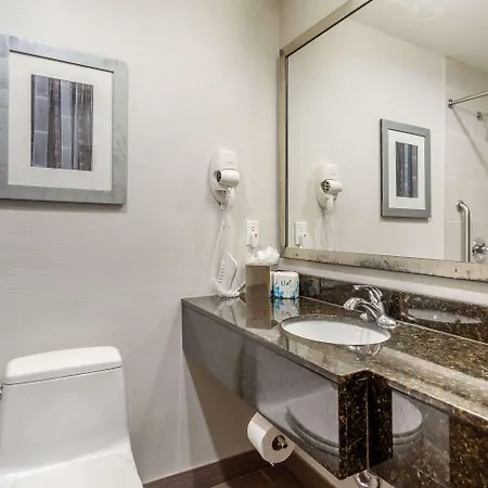 Times Square West Hotel, Bw Signature Collection Hotel