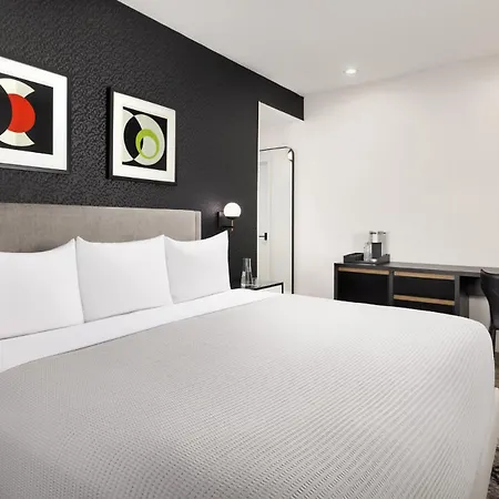 Hotel Arthouse 4*