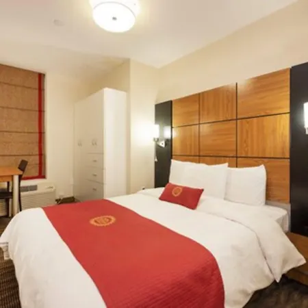 Hotel Five44