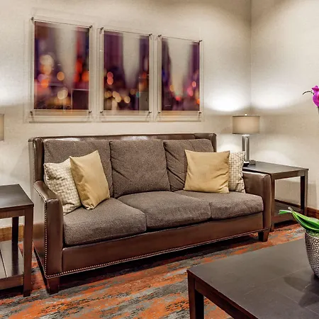 Hampton Manhattan Grand Hotel