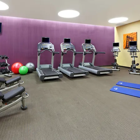 Hotel Fairfield & By Marriott Midtown Manhattan/penn Station