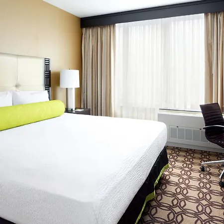 Fairfield & By Marriott Midtown Manhattan/penn Station 4*
