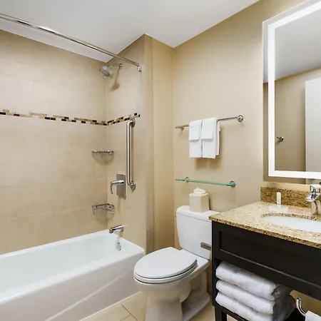 Fairfield & By Marriott Midtown Manhattan/penn Station 4*