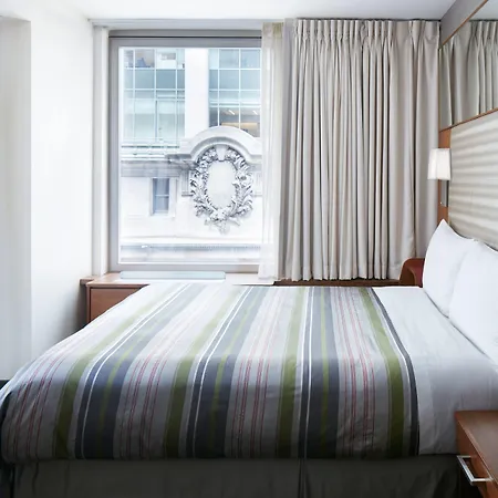Hotel Club Quarters Grand Central, New York