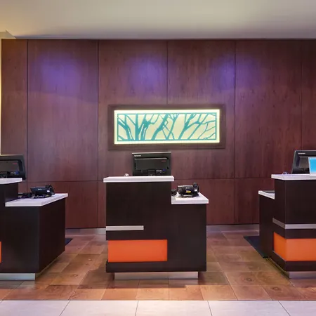 Courtyard By Marriott Times Square West Hotel