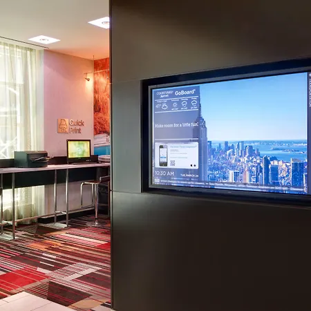Courtyard By Marriott Times Square West Hotel 3*