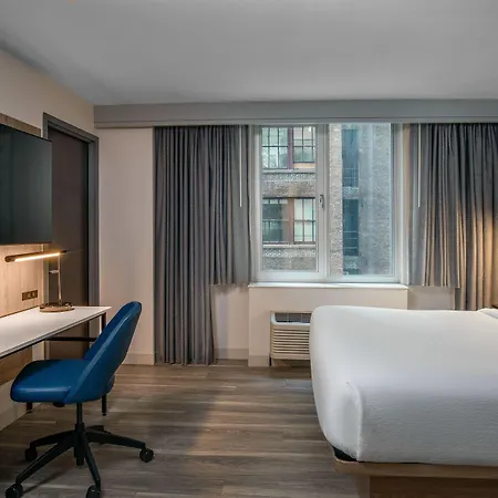 Courtyard By Marriott Times Square West Hotel New York