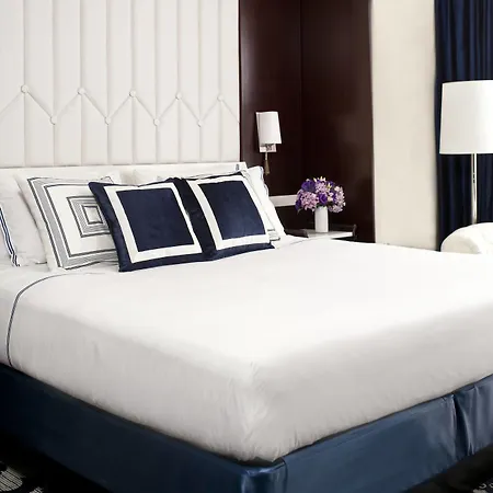 Hotel By Marriott Manhattan/central Park