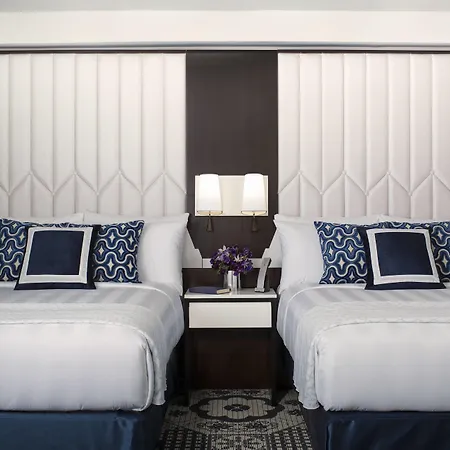 By Marriott Manhattan/central Park 4*
