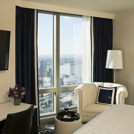 By Marriott Manhattan/central Park Hotel